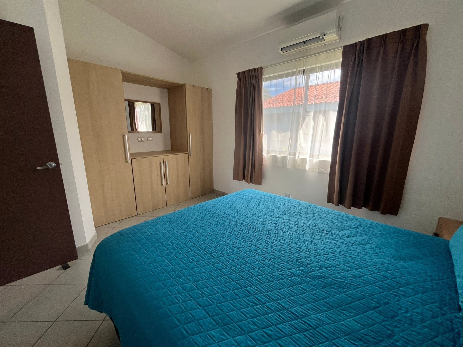 Jade Beach B42 - 12
