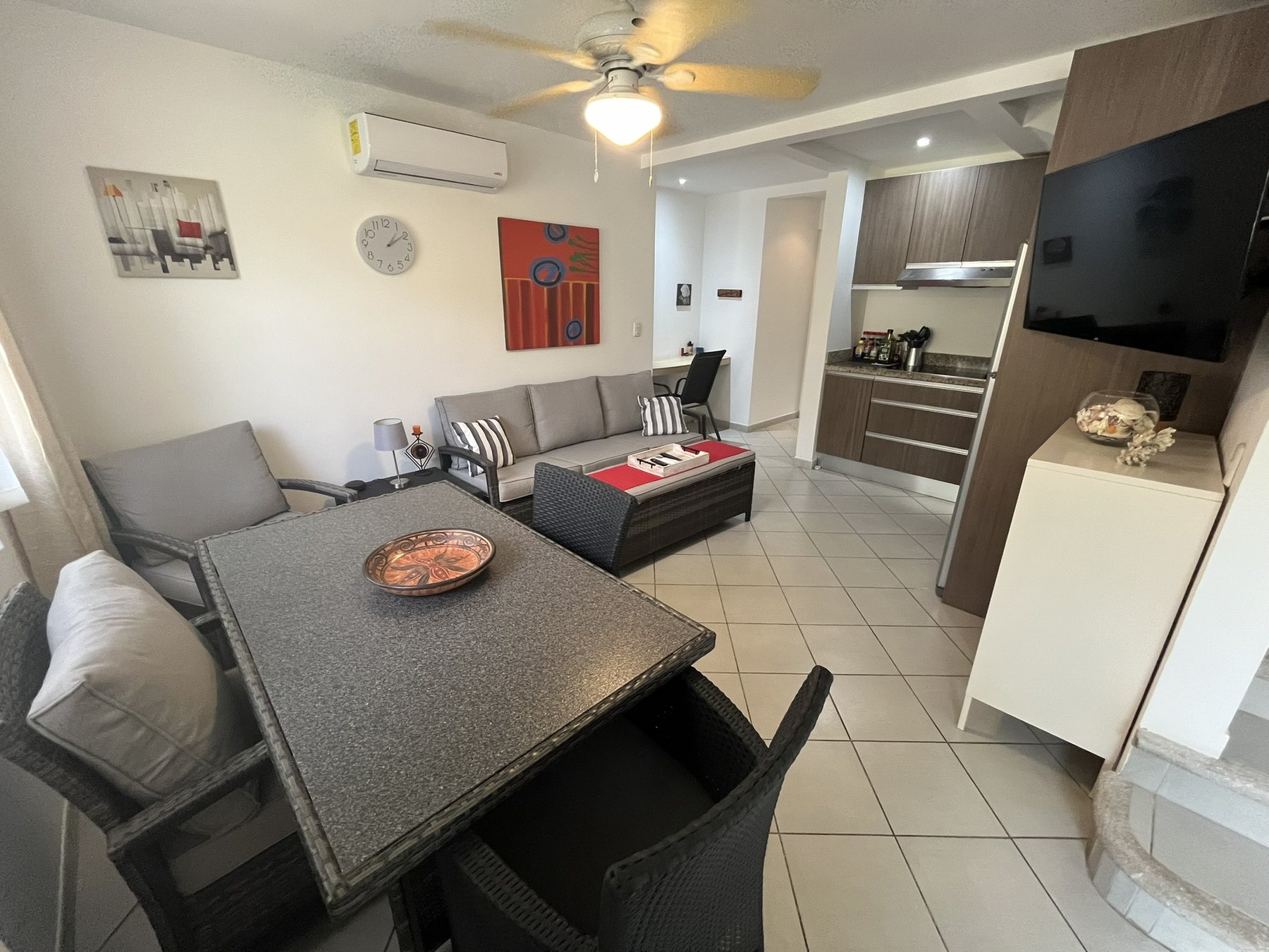 Jade Beach B42 - 5