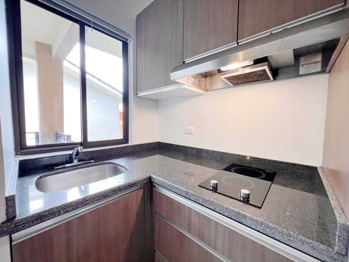 Jade Beach B28 - 7