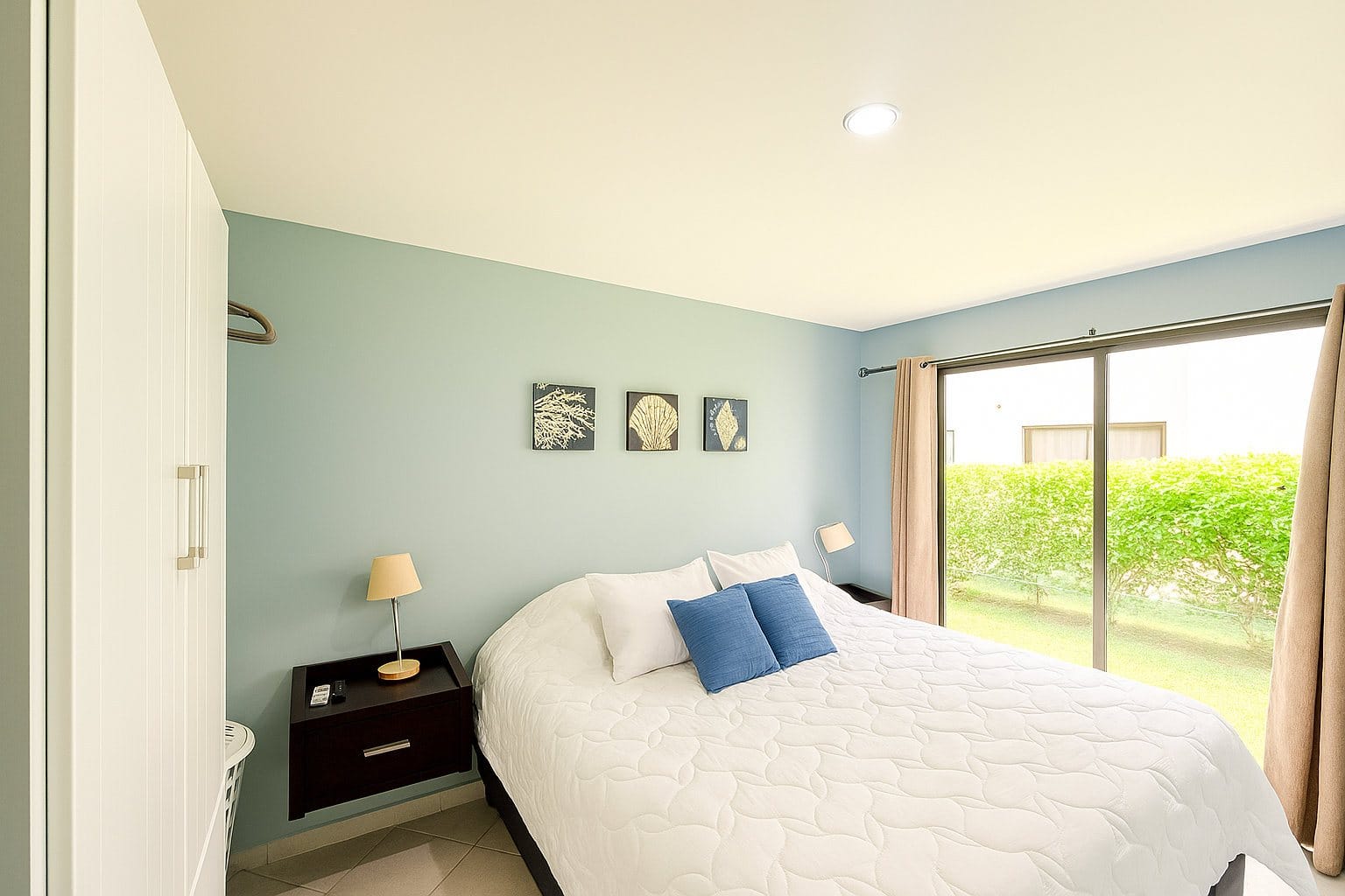 Jade Beach B25 - 11