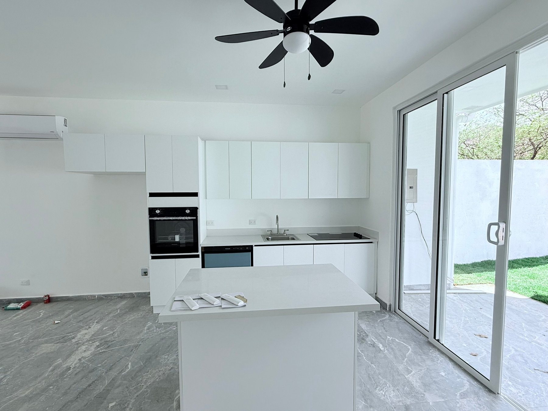Coco Center Residences - 6