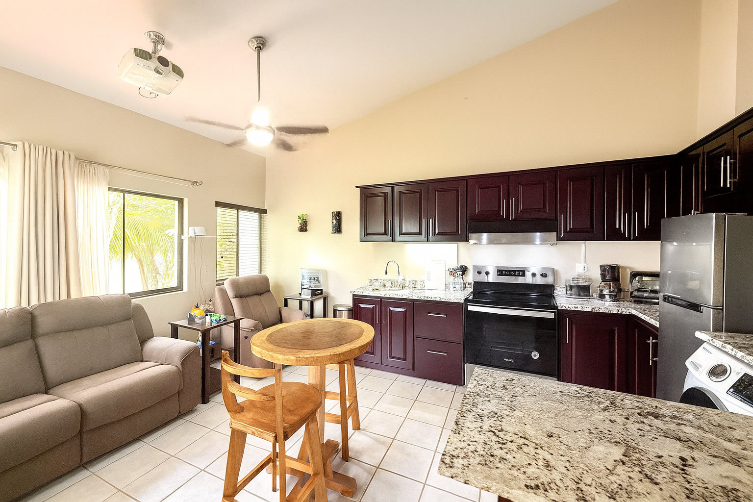 Turquoise 20 condo photo 4 in Playas del Coco