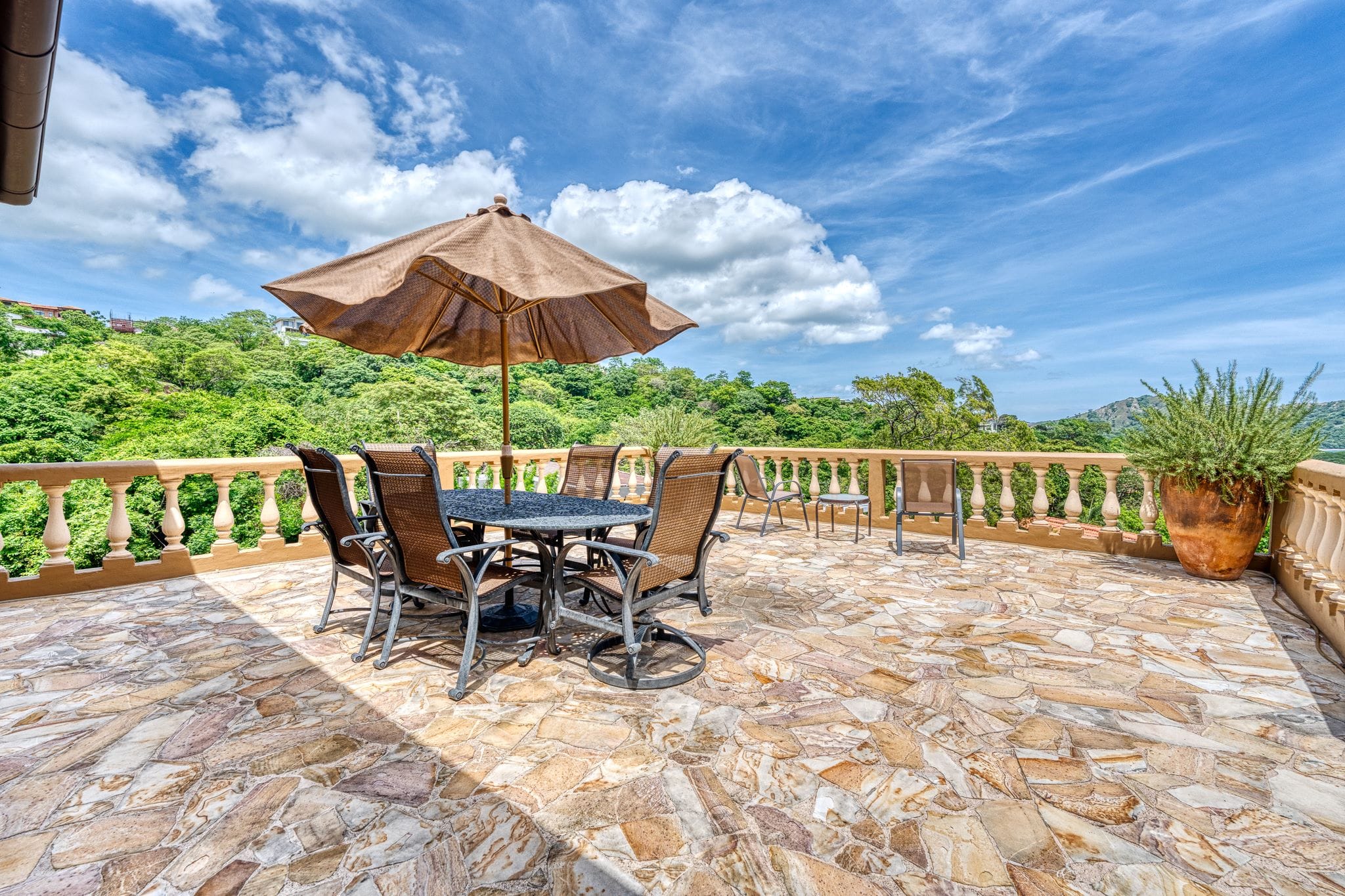Casa Dulce Vida Pacifico rental home - Patio 1