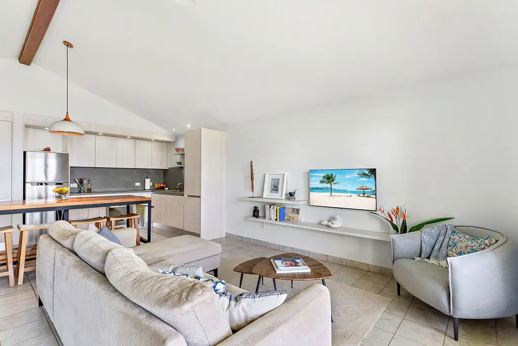 Pacific Beach Condo 10 beachfront condo in Playa Potrero — photo 2