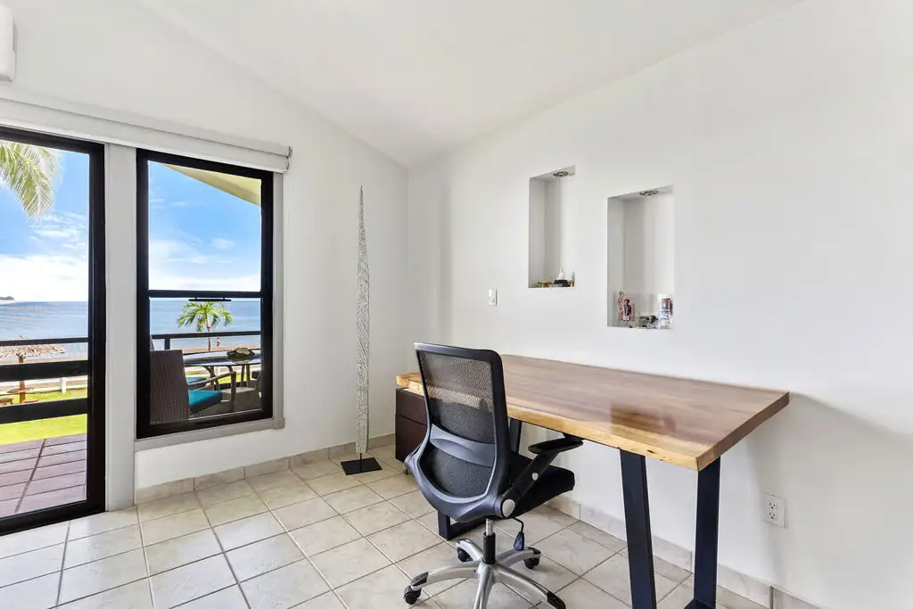 Pacific Beach Condo 10 beachfront condo in Playa Potrero — photo 7