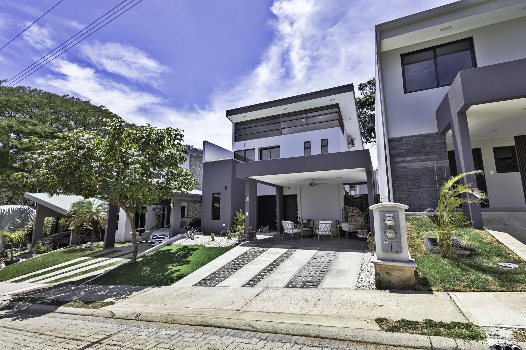 Front exterior of Monte Hermoso #61