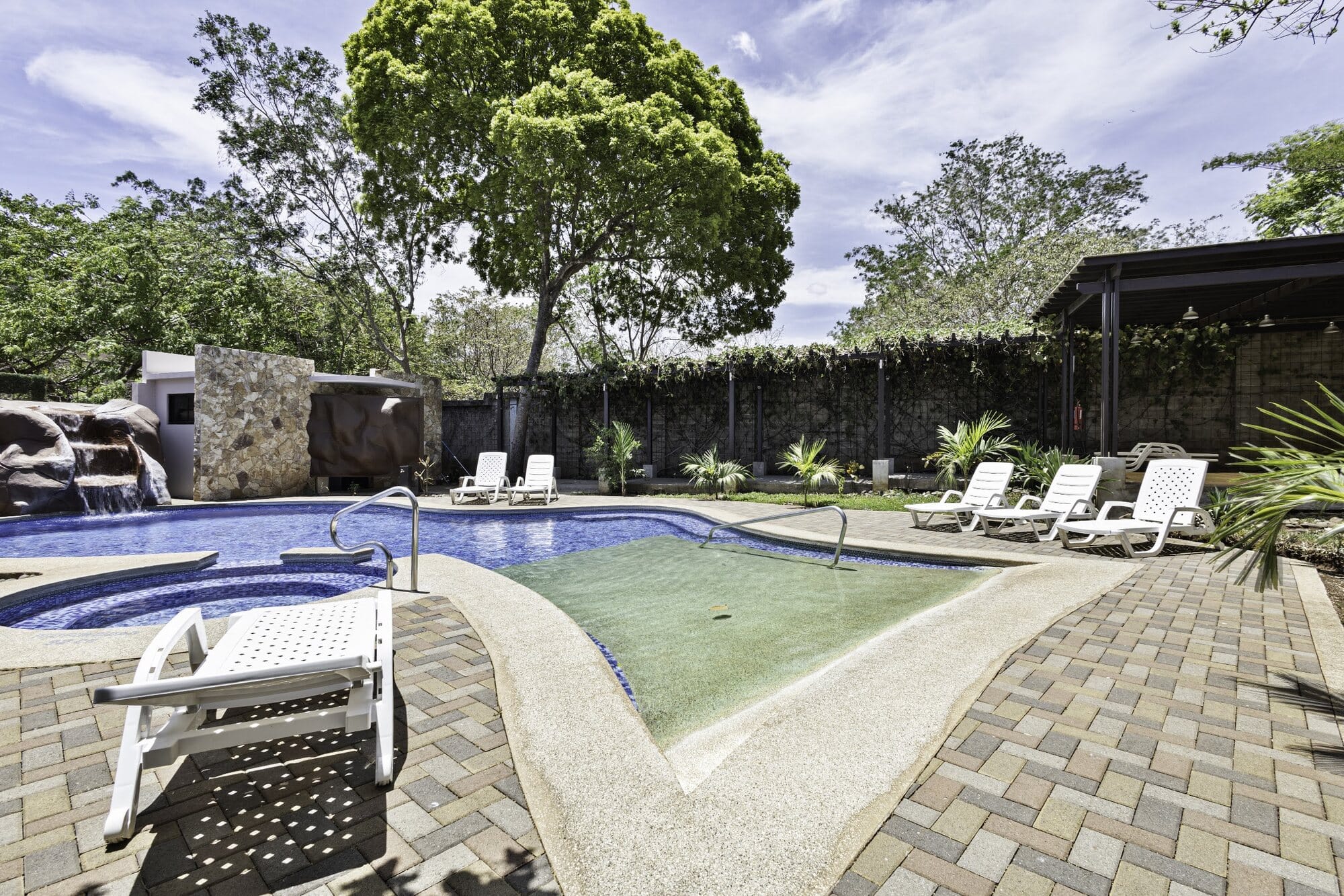 Monte Hermoso community swimming pool